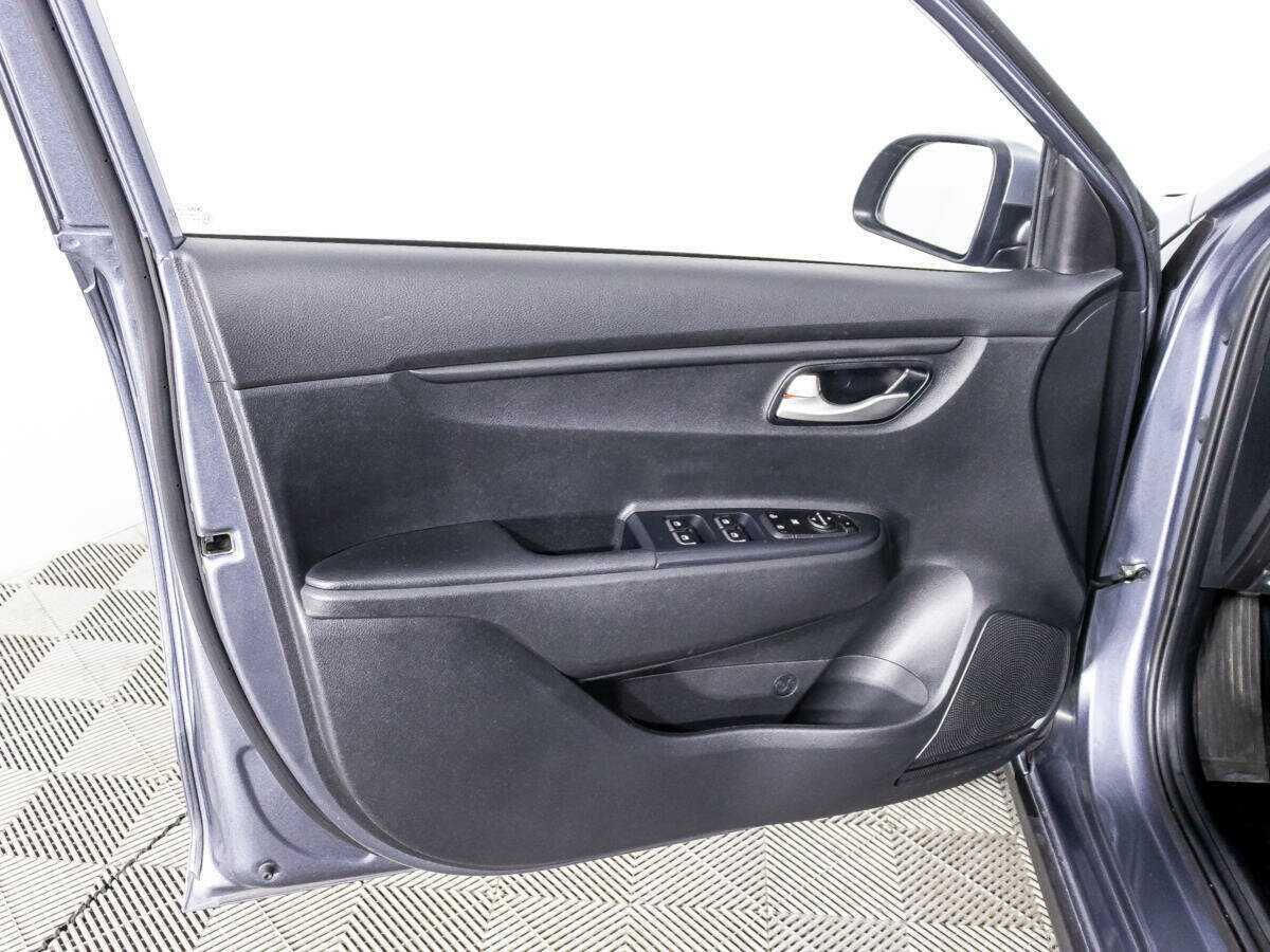 Б/У Киа Рио 2021 года. Фото: #22