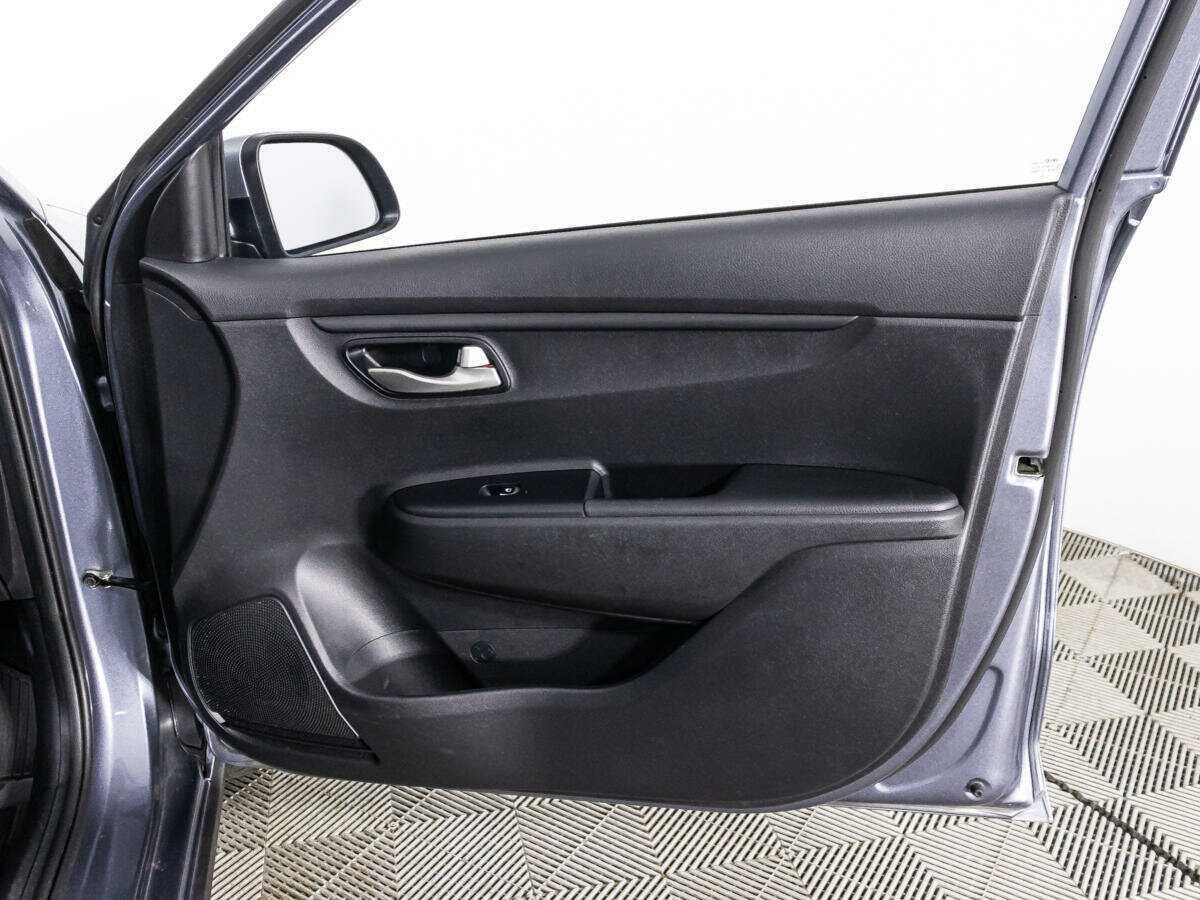 Б/У Киа Рио 2021 года. Фото: #25