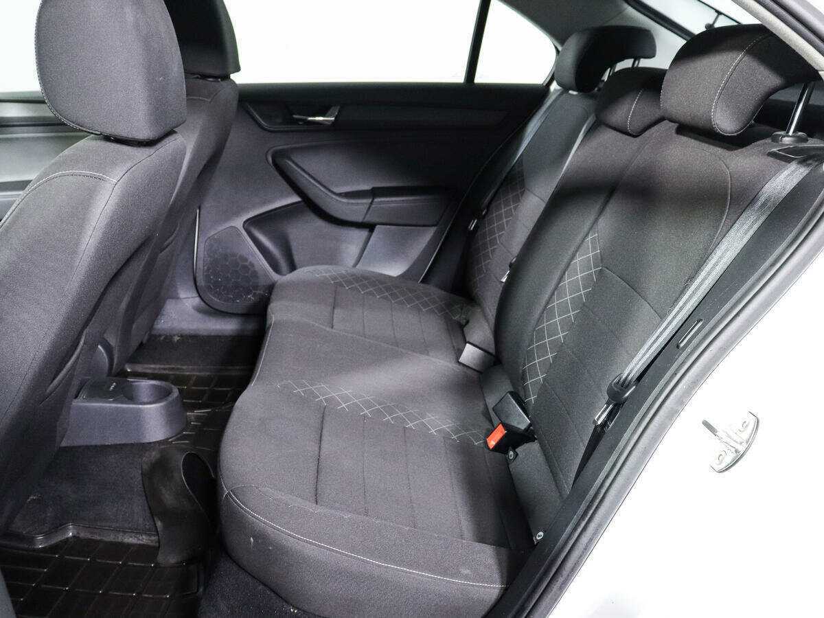 Б/У Шкода Рапид 2020 года. Фото: #9