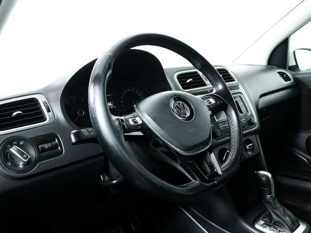 Б/У Фольксваген Поло 2016 года. Фото: #12