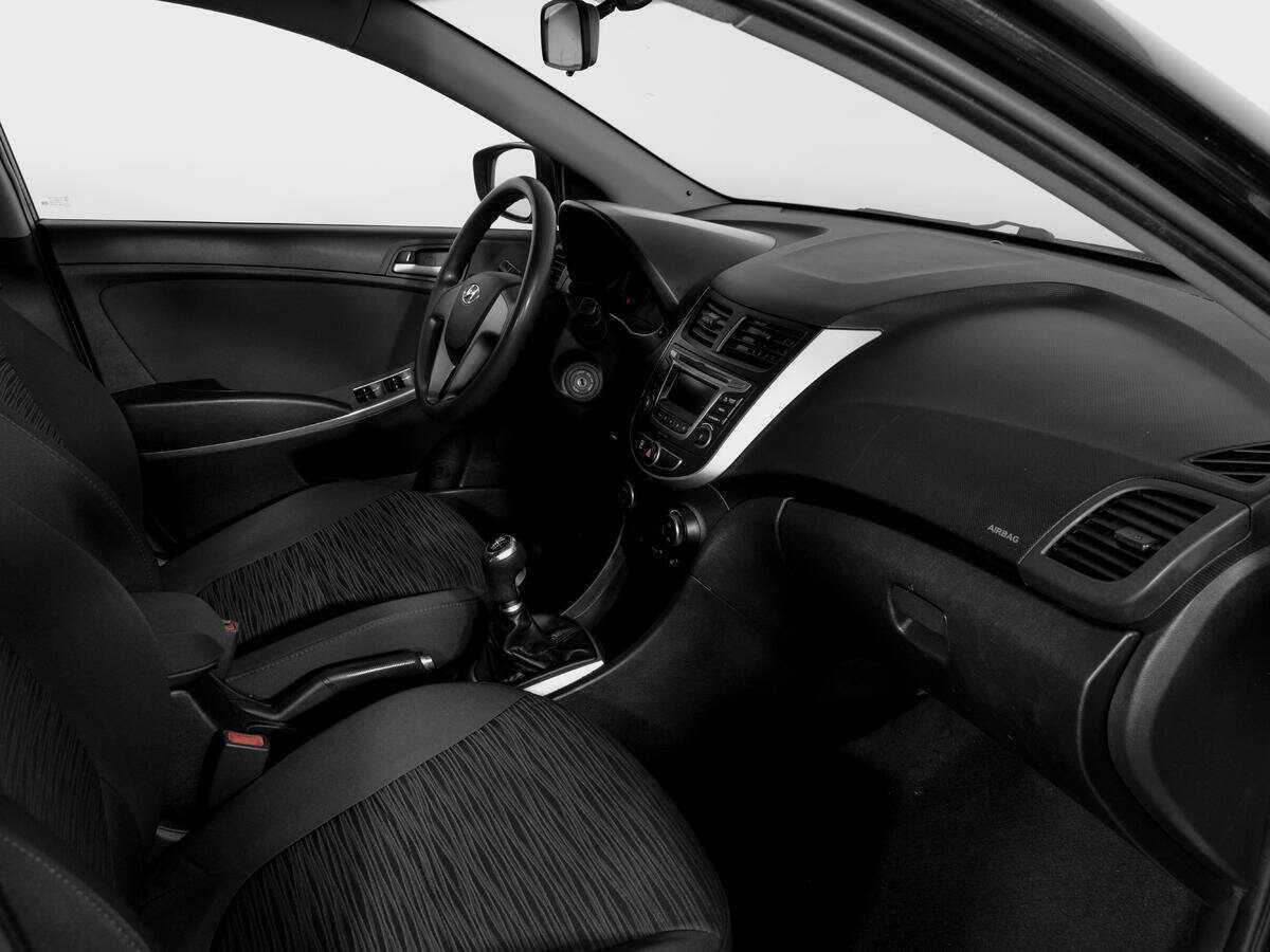 Б/У Хендай Солярис 2016 года. Фото: #8