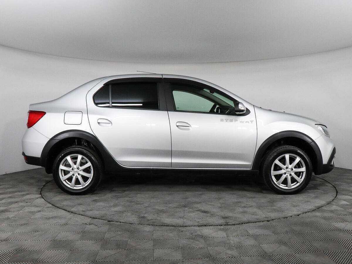 Б/У Рено Логан 2019 года. Фото: #3