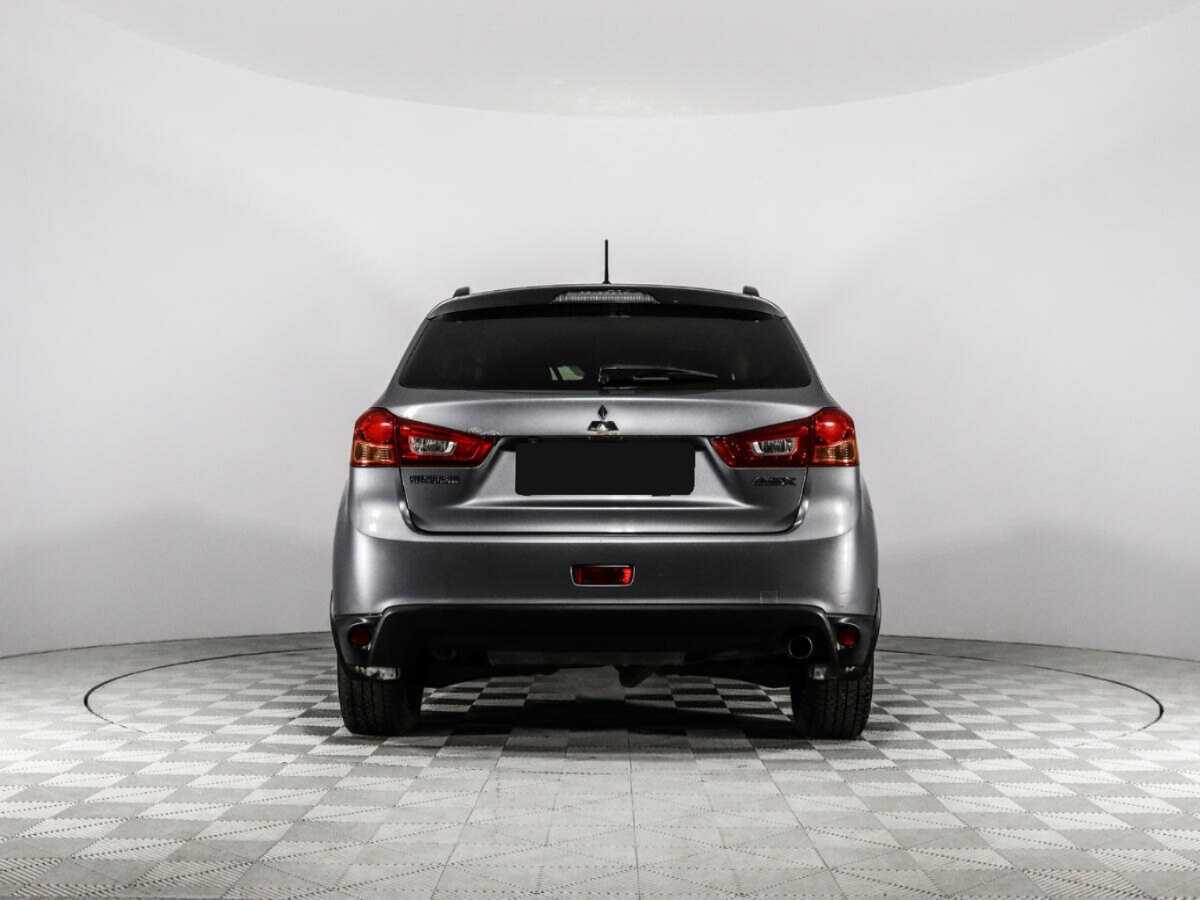 Б/У Митсубиши АС-Икс 2015 года. Фото: #4