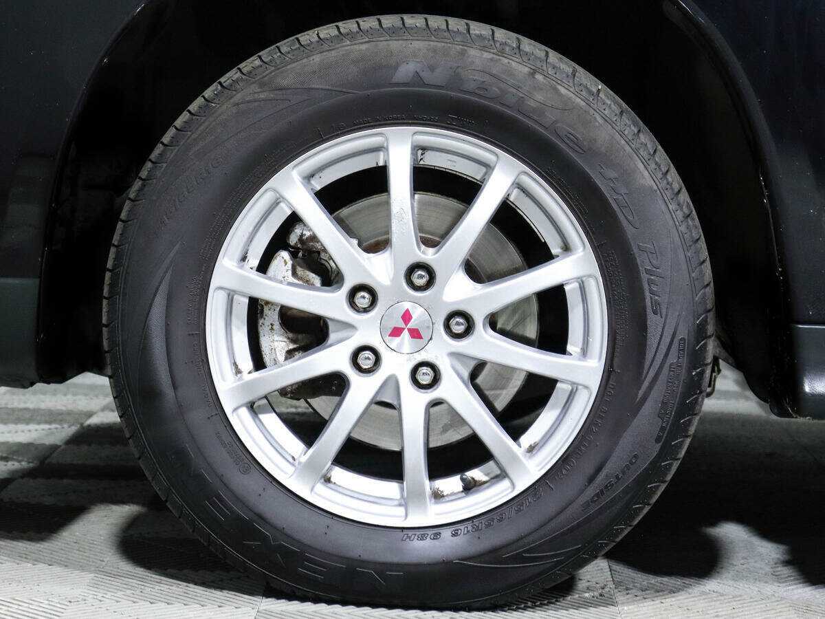 Б/У Митсубиши АС-Икс 2013 года. Фото: #14