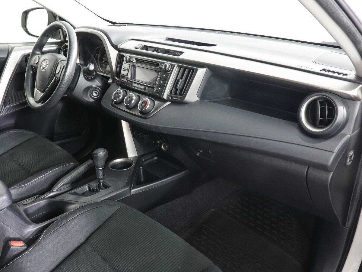 Б/У Тойота Рав4 2014 года. Фото: #9