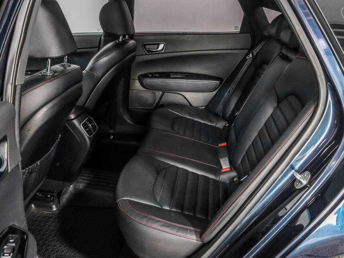 Б/У Киа Оптима 2017 года. Фото: #10