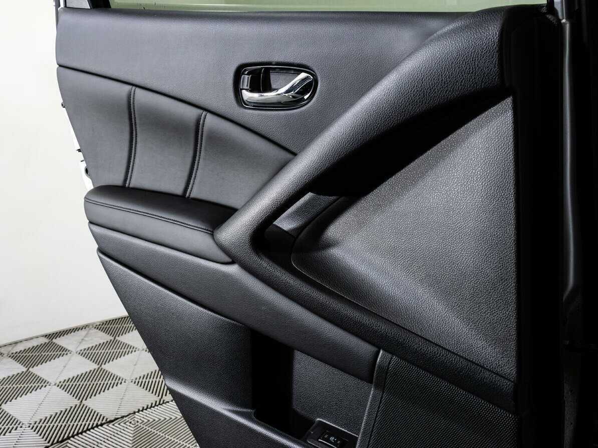 Б/У Ниссан Мурано 2012 года. Фото: #17