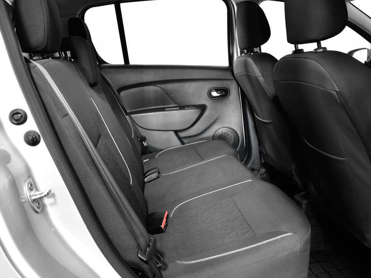 Б/У Рено Сандеро 2018 года. Фото: #8