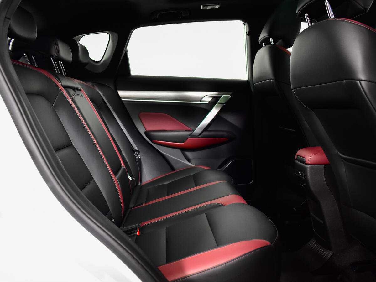 Б/У Джили Кулрэй 2022 года. Фото: #9