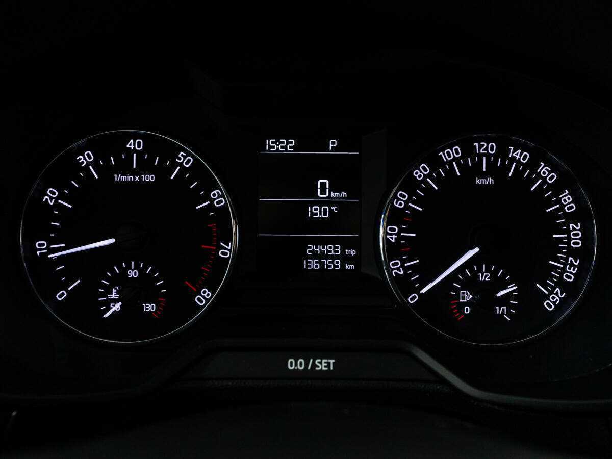 Б/У Шкода Октавия 2017 года. Фото: #11