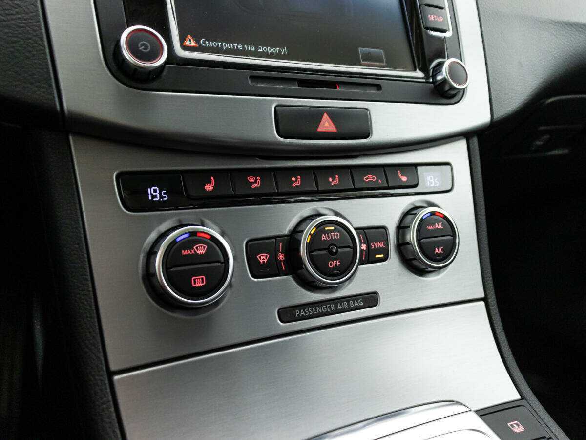 Б/У Фольксваген Пассат ЦЦ 2013 года. Фото: #15