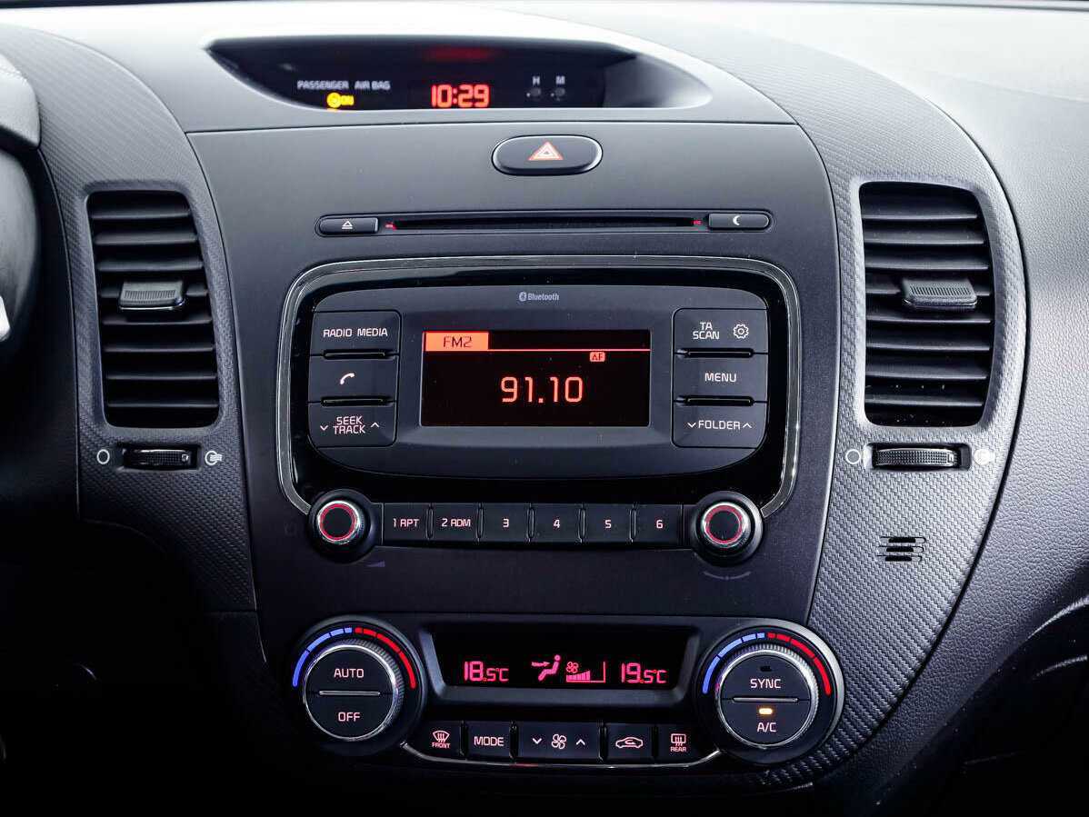 Б/У Киа Церато 2018 года. Фото: #13