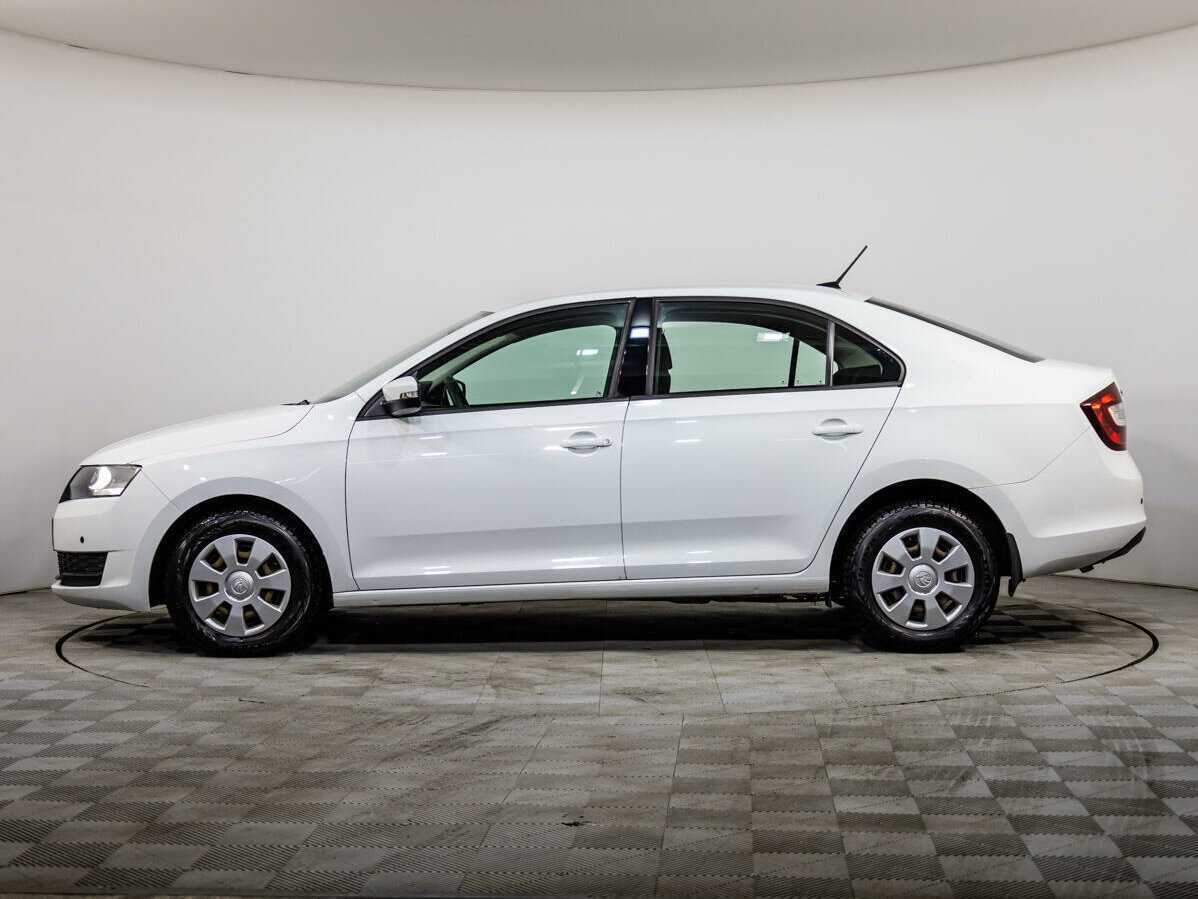 Б/У Шкода Рапид 2017 года. Фото: #6