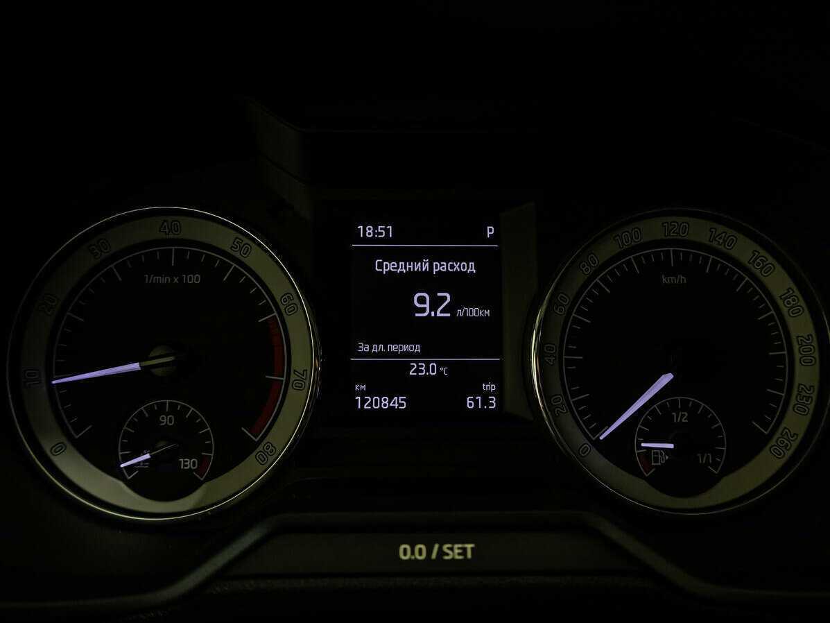 Б/У Шкода Октавия 2017 года. Фото: #13