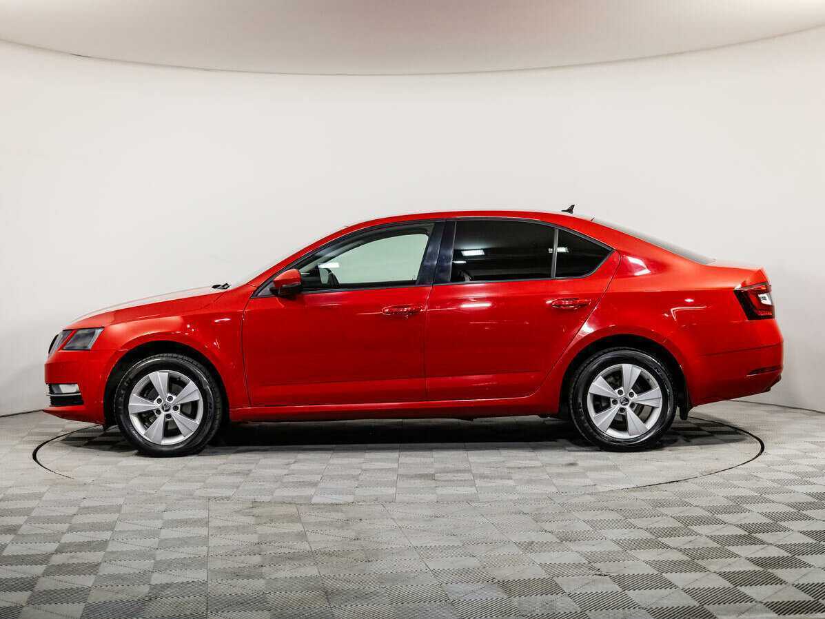 Б/У Шкода Октавия 2017 года. Фото: #6