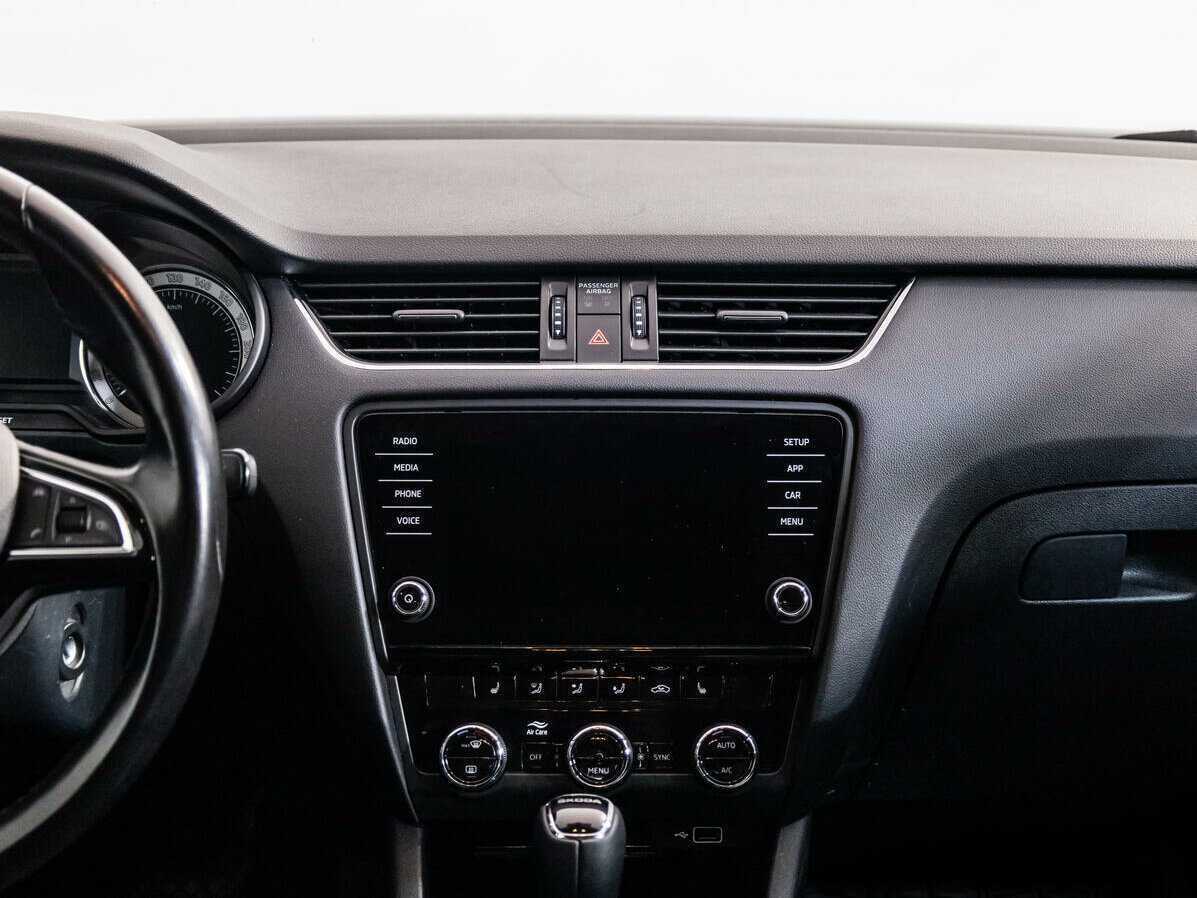 Б/У Шкода Октавия 2017 года. Фото: #13