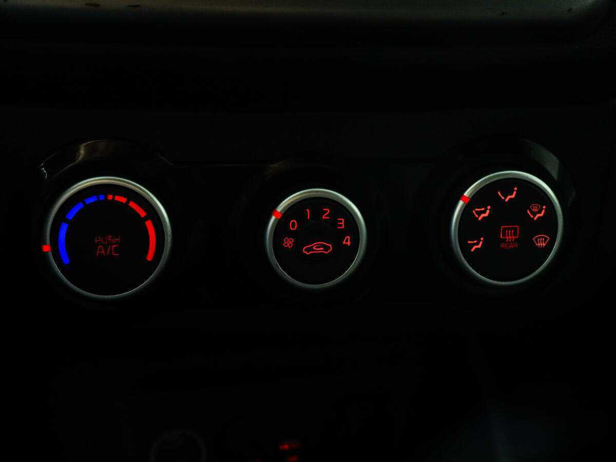 Б/У Киа Рио 2017 года. Фото: #14