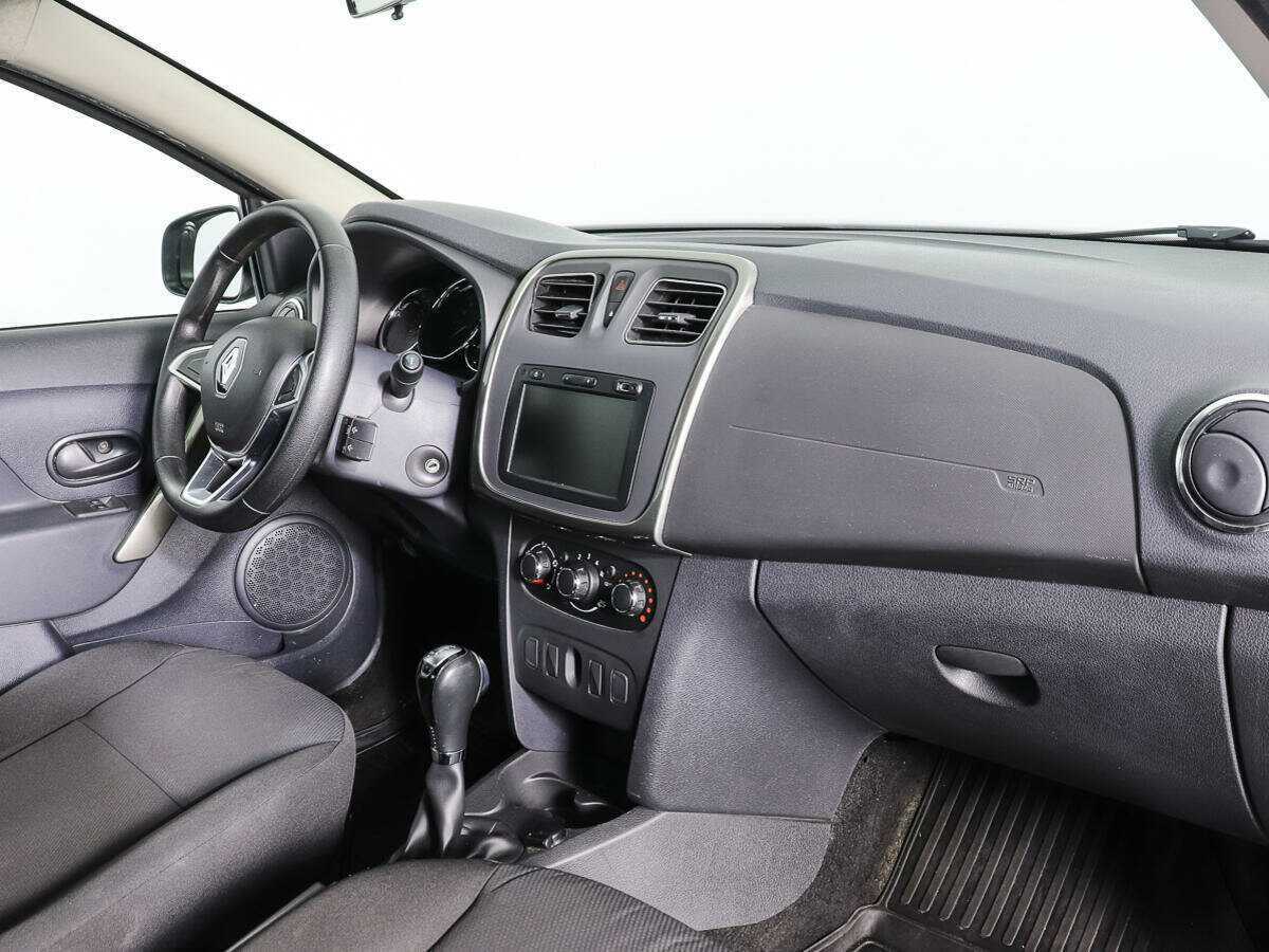 Б/У Рено Логан 2020 года. Фото: #7