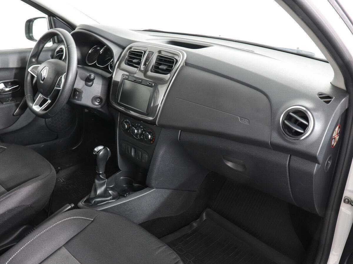 Б/У Рено Логан 2020 года. Фото: #9