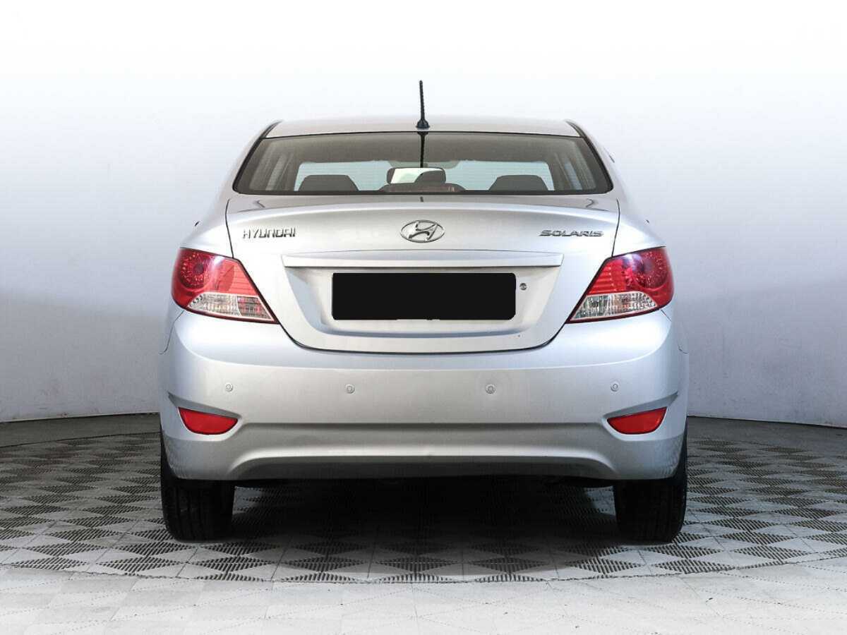Б/У Хендай Солярис 2012 года. Фото: #4