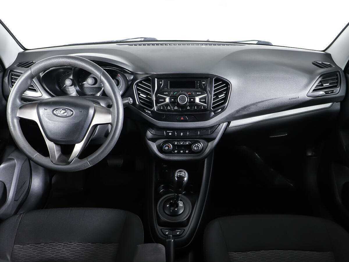 Б/У Лада (ВАЗ) Веста 2016 года. Фото: #10