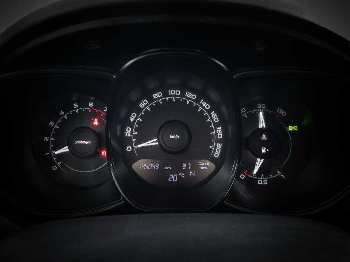 Б/У Лада (ВАЗ) Веста 2016 года. Фото: #12