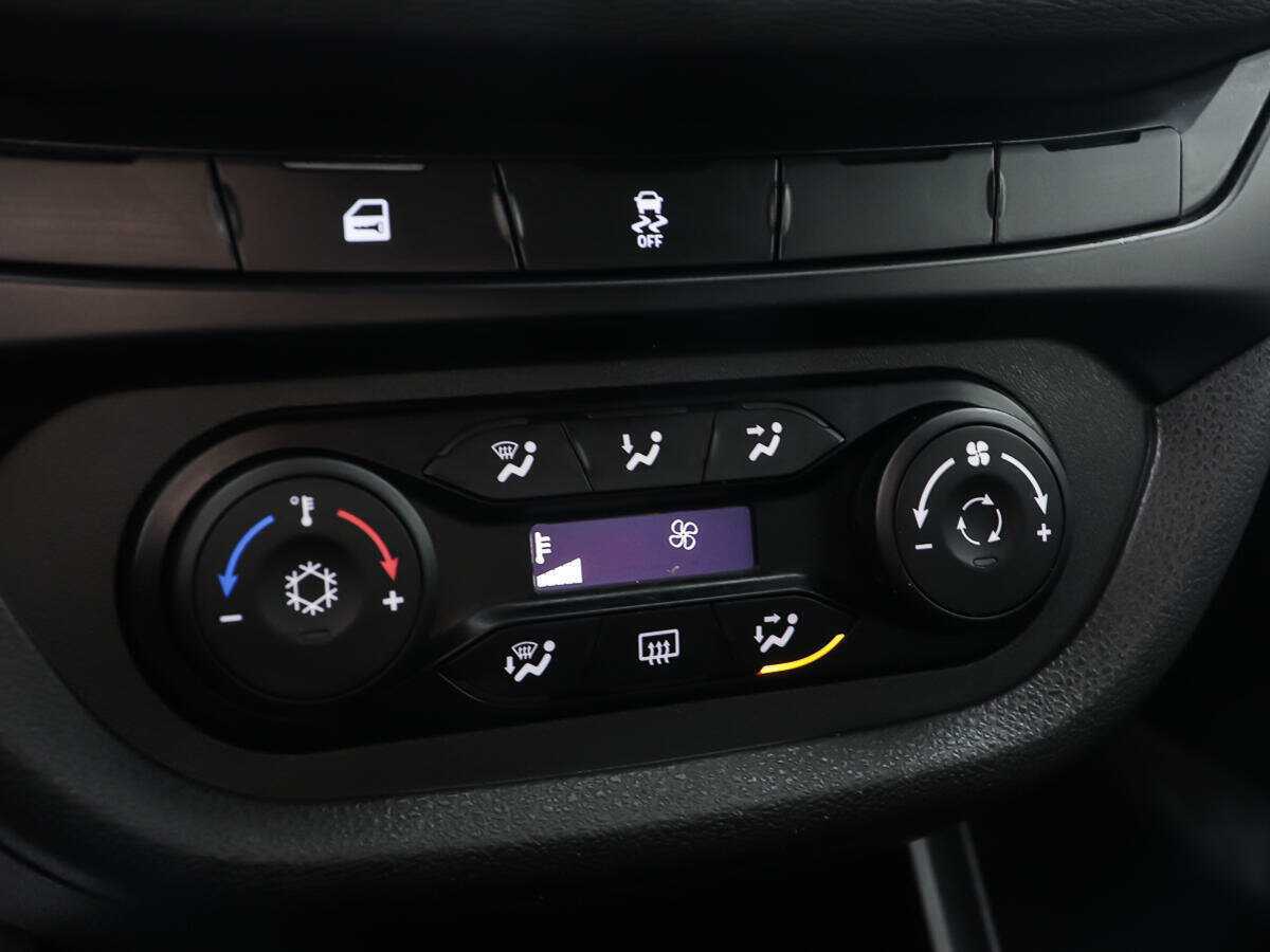 Б/У Лада (ВАЗ) Веста 2016 года. Фото: #14