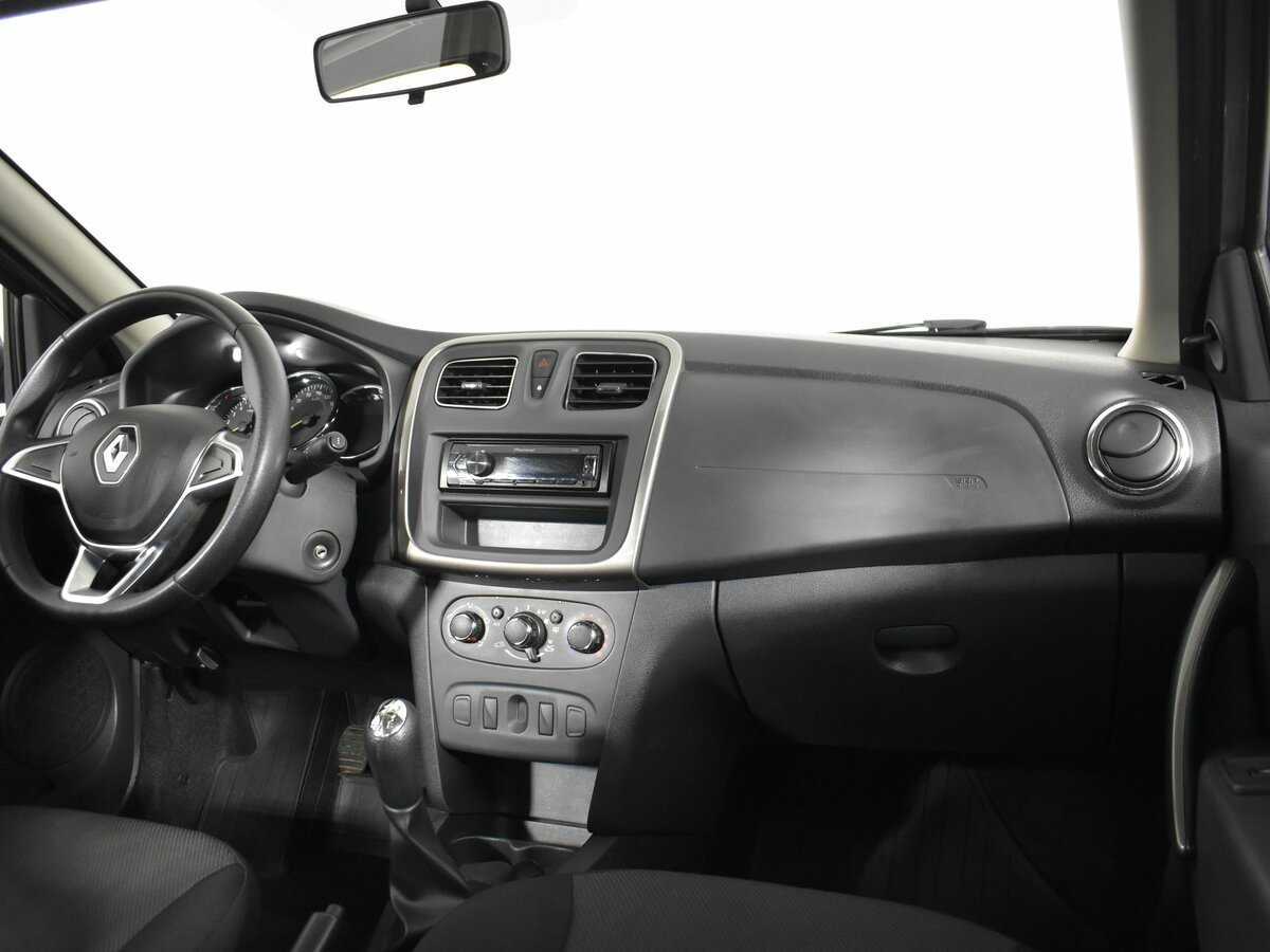 Б/У Рено Логан 2020 года. Фото: #10