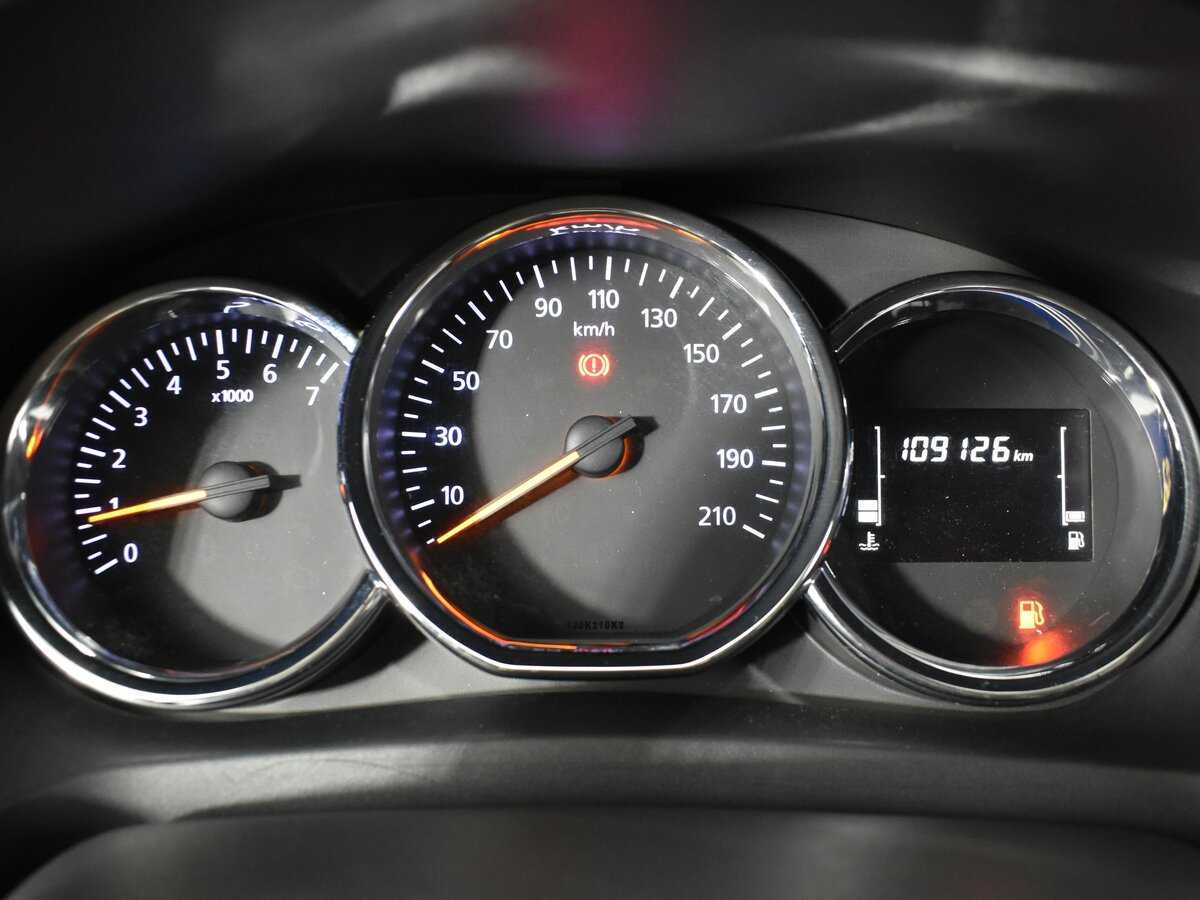 Б/У Рено Логан 2020 года. Фото: #11