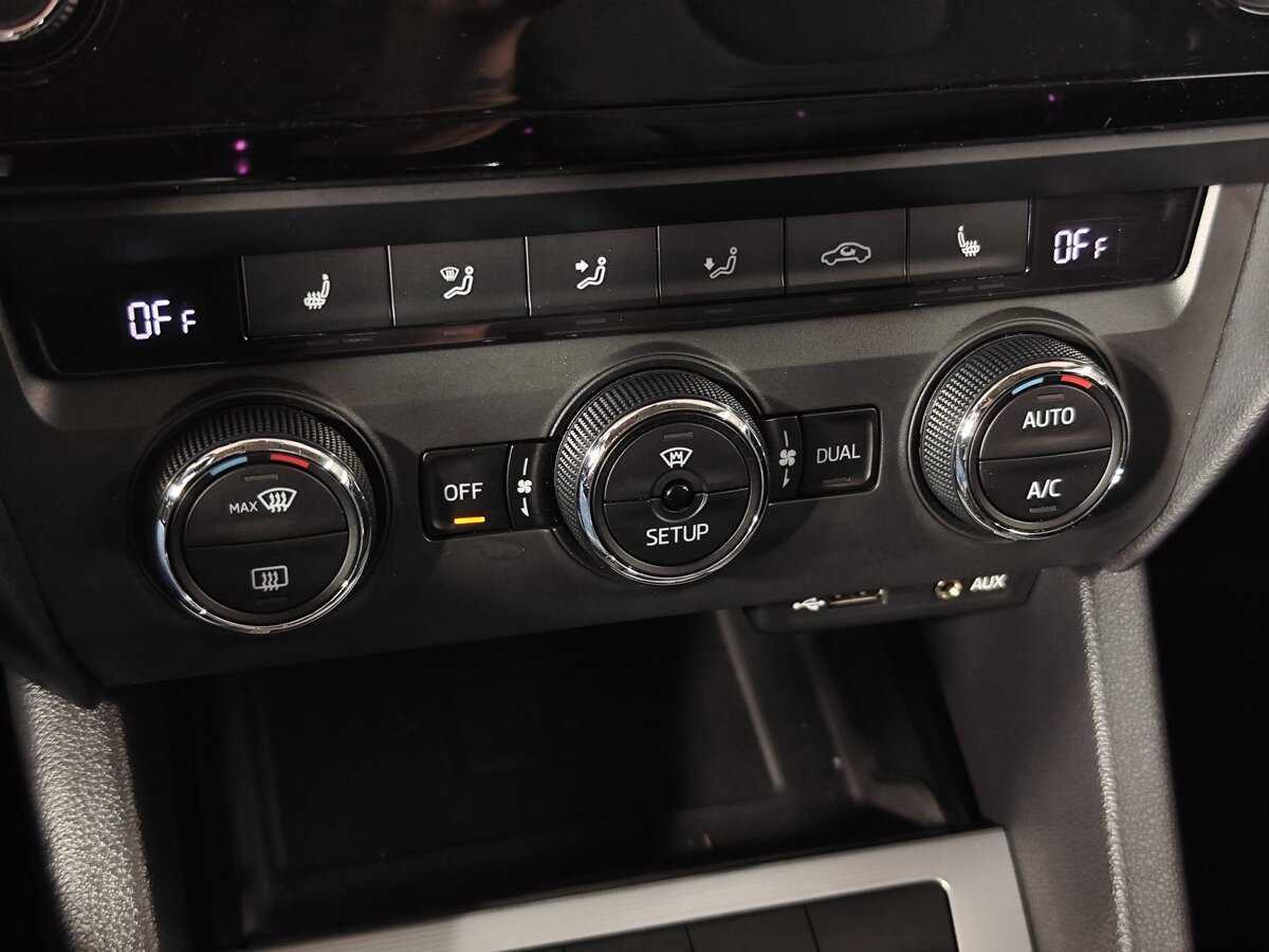 Б/У Шкода Октавия 2014 года. Фото: #20