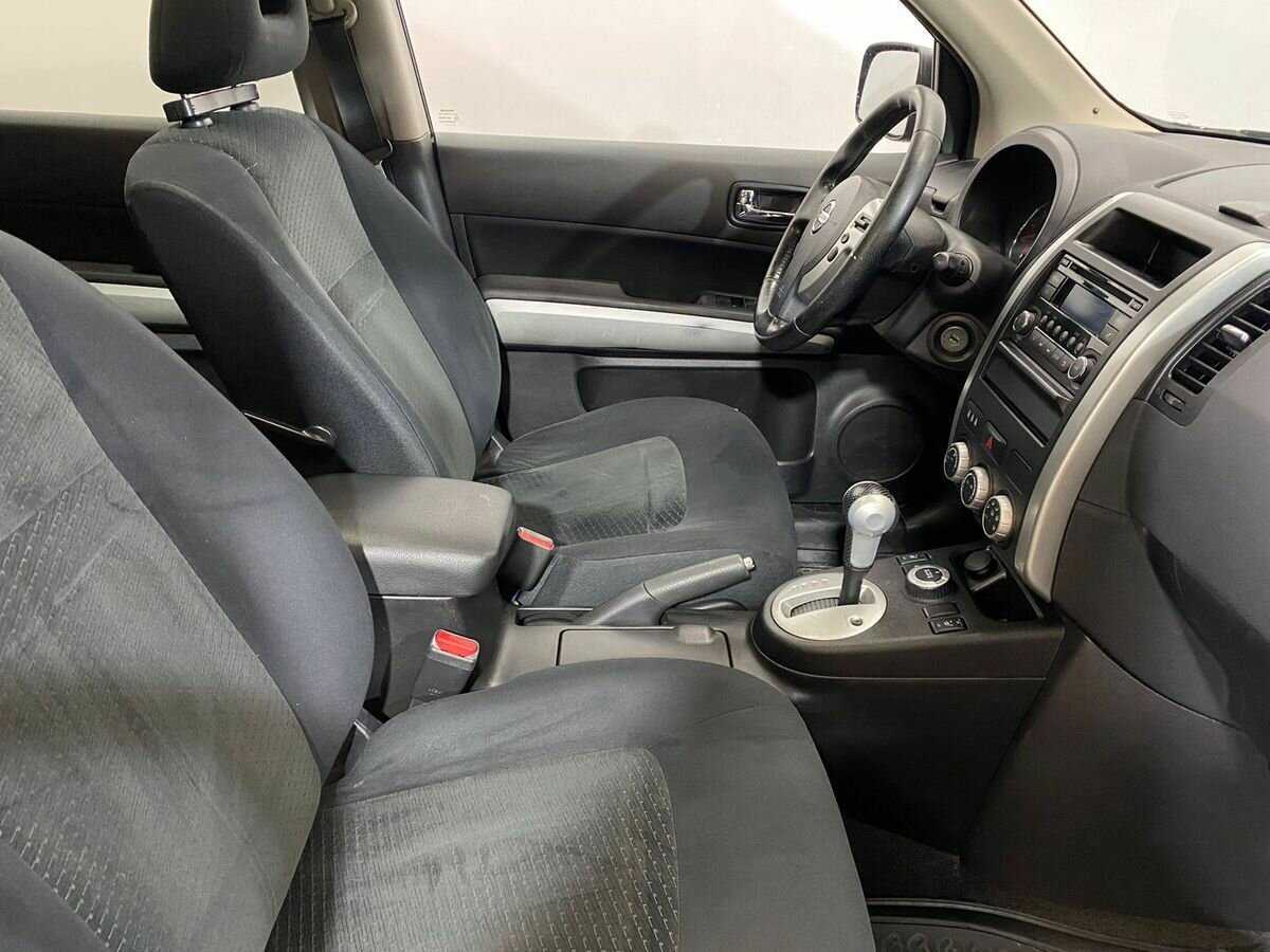 Б/У Ниссан Икс-Трейл 2013 года. Фото: #9