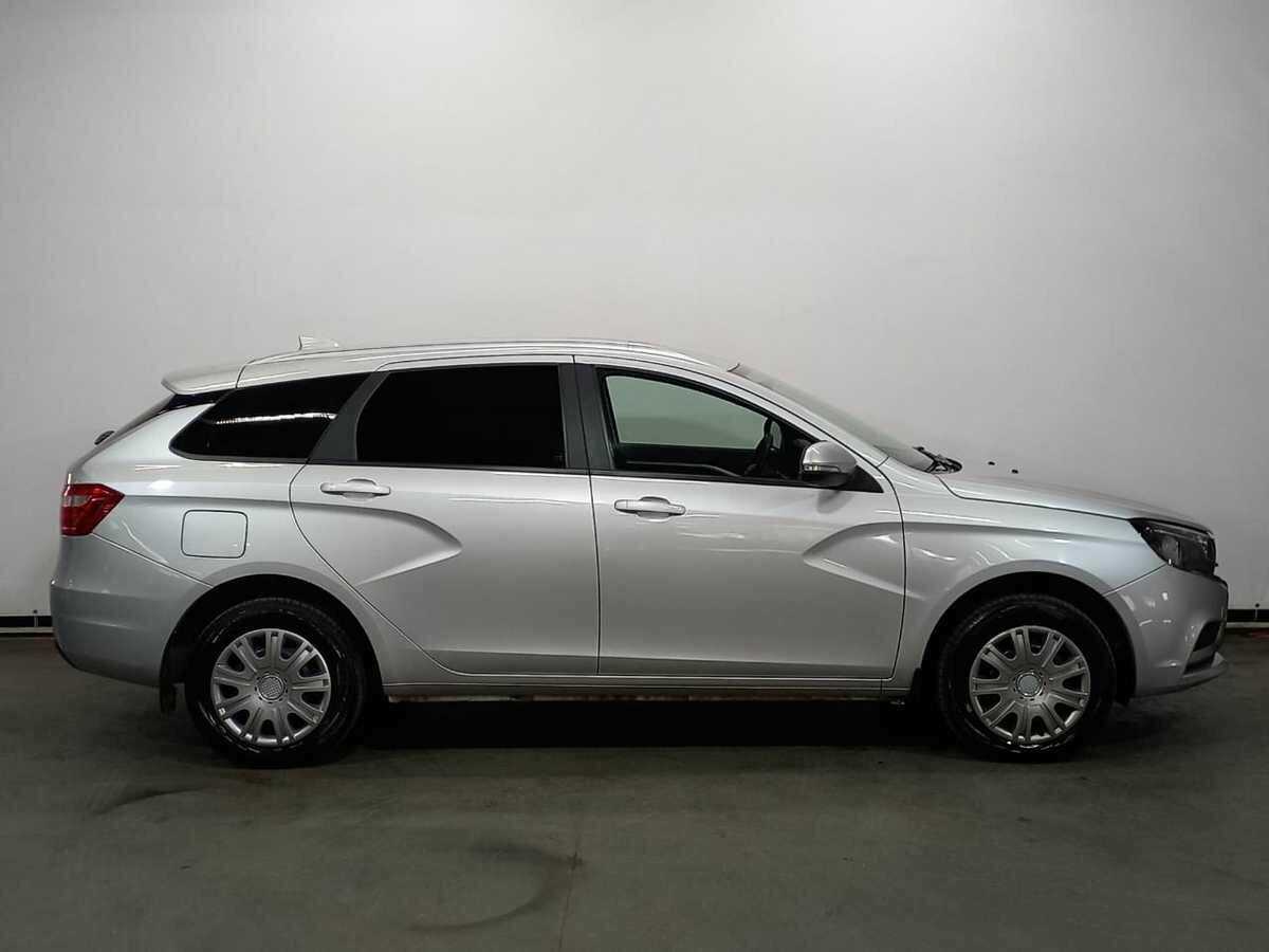 Б/У Лада (ВАЗ) Веста 2021 года. Фото: #3