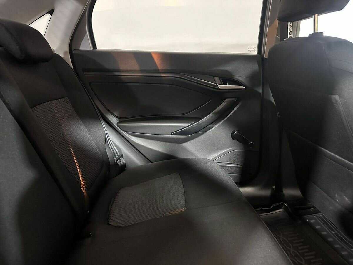 Б/У Лада (ВАЗ) Веста 2016 года. Фото: #10