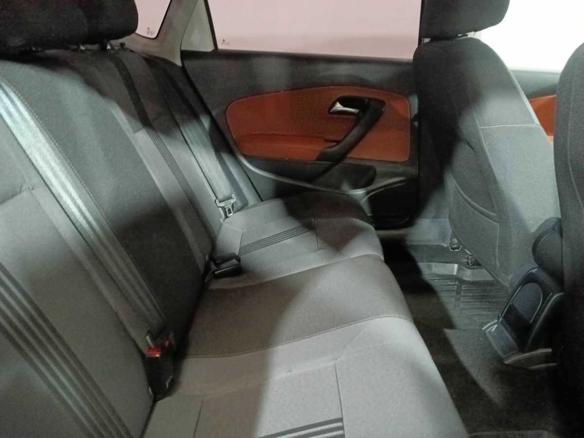 Б/У Фольксваген Поло 2016 года. Фото: #9