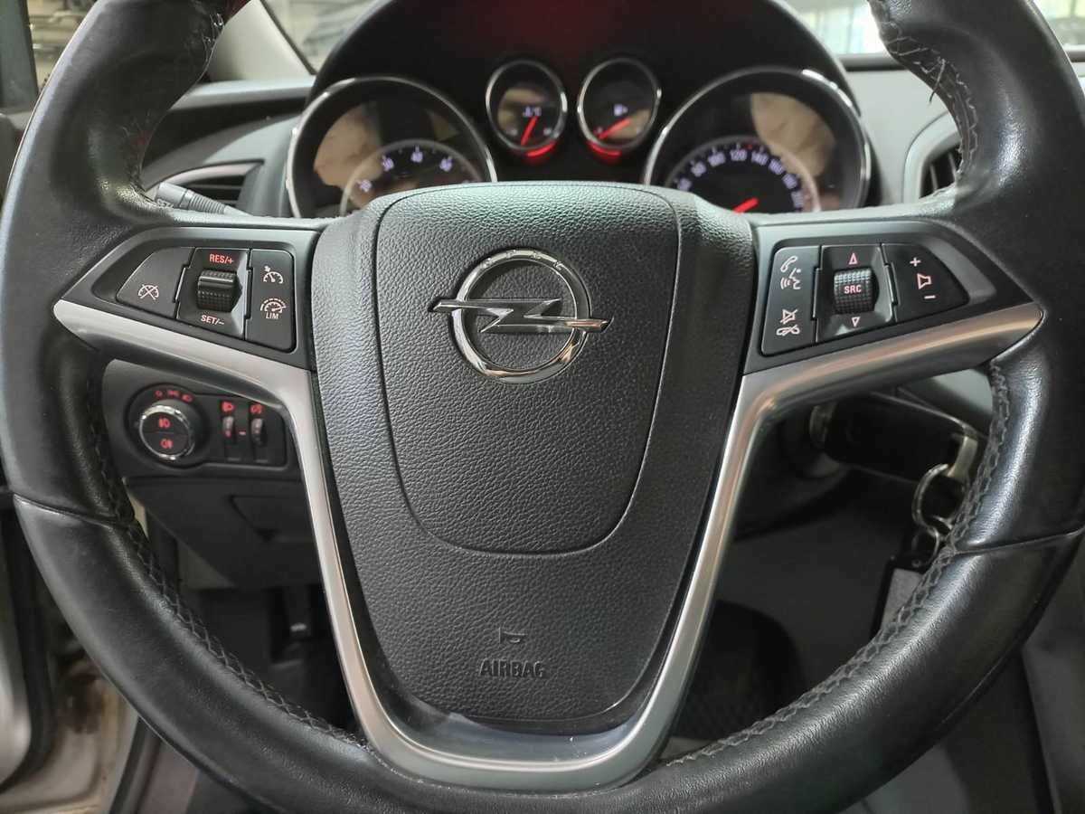 Б/У Опель Астра 2012 года. Фото: #11