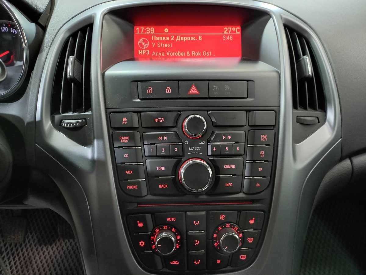 Б/У Опель Астра 2012 года. Фото: #13