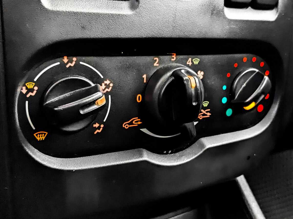 Б/У Лада (ВАЗ) Ларгус 2019 года. Фото: #19