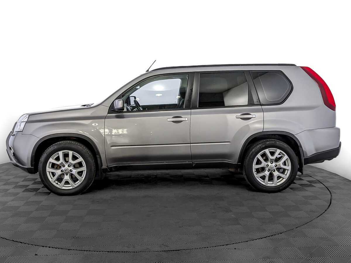 Б/У Ниссан Икс-Трейл 2013 года. Фото: #7