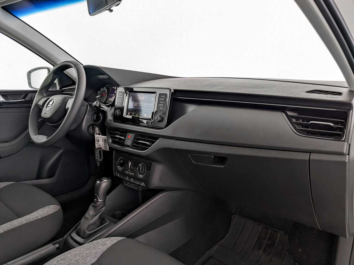 Б/У Шкода Рапид 2021 года. Фото: #8