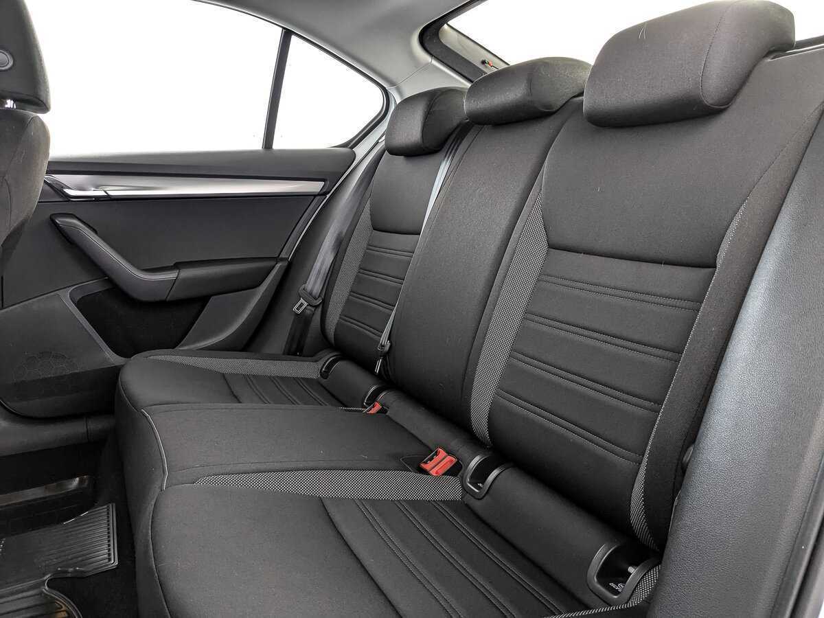 Б/У Шкода Октавия 2019 года. Фото: #12