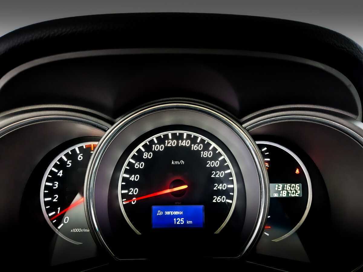 Б/У Ниссан Мурано 2015 года. Фото: #10