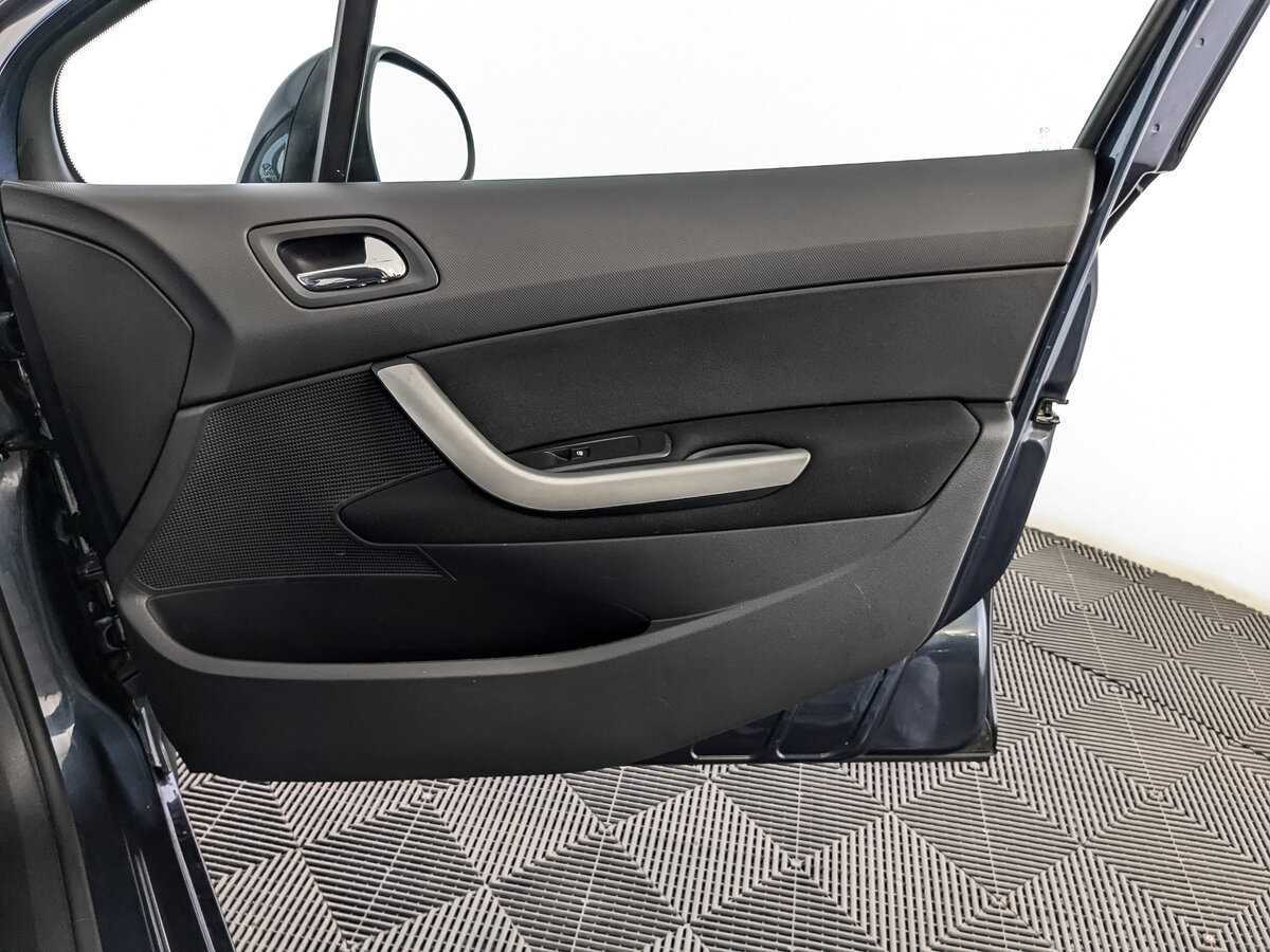 Б/У Пежо 408 2020 года. Фото: #20