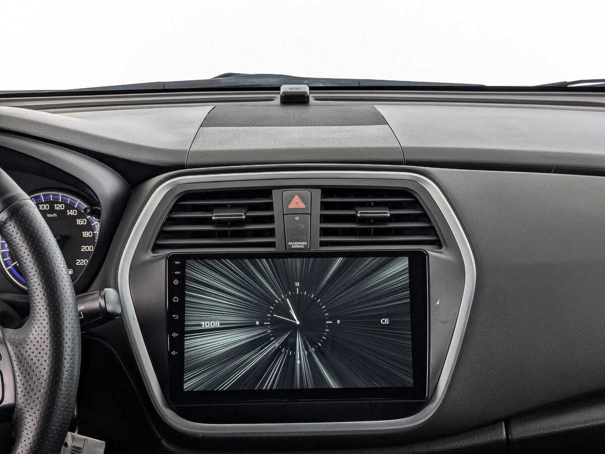 Б/У Сузуки С-Икс4 2018 года. Фото: #12