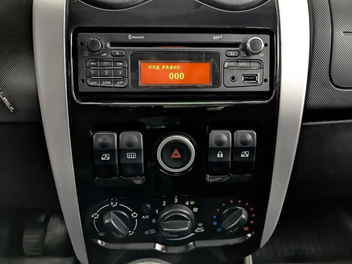 Б/У Лада (ВАЗ) Ларгус 2017 года. Фото: #12