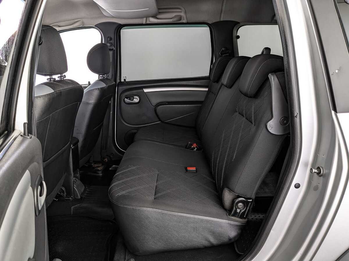 Б/У Лада (ВАЗ) Ларгус 2017 года. Фото: #13