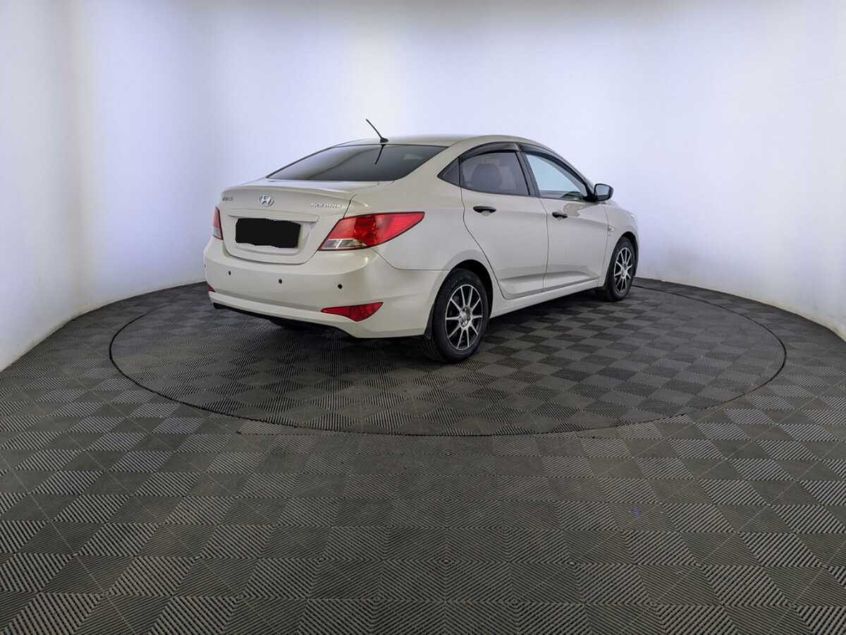 Б/У Хендай Солярис 2015 года. Фото: #4