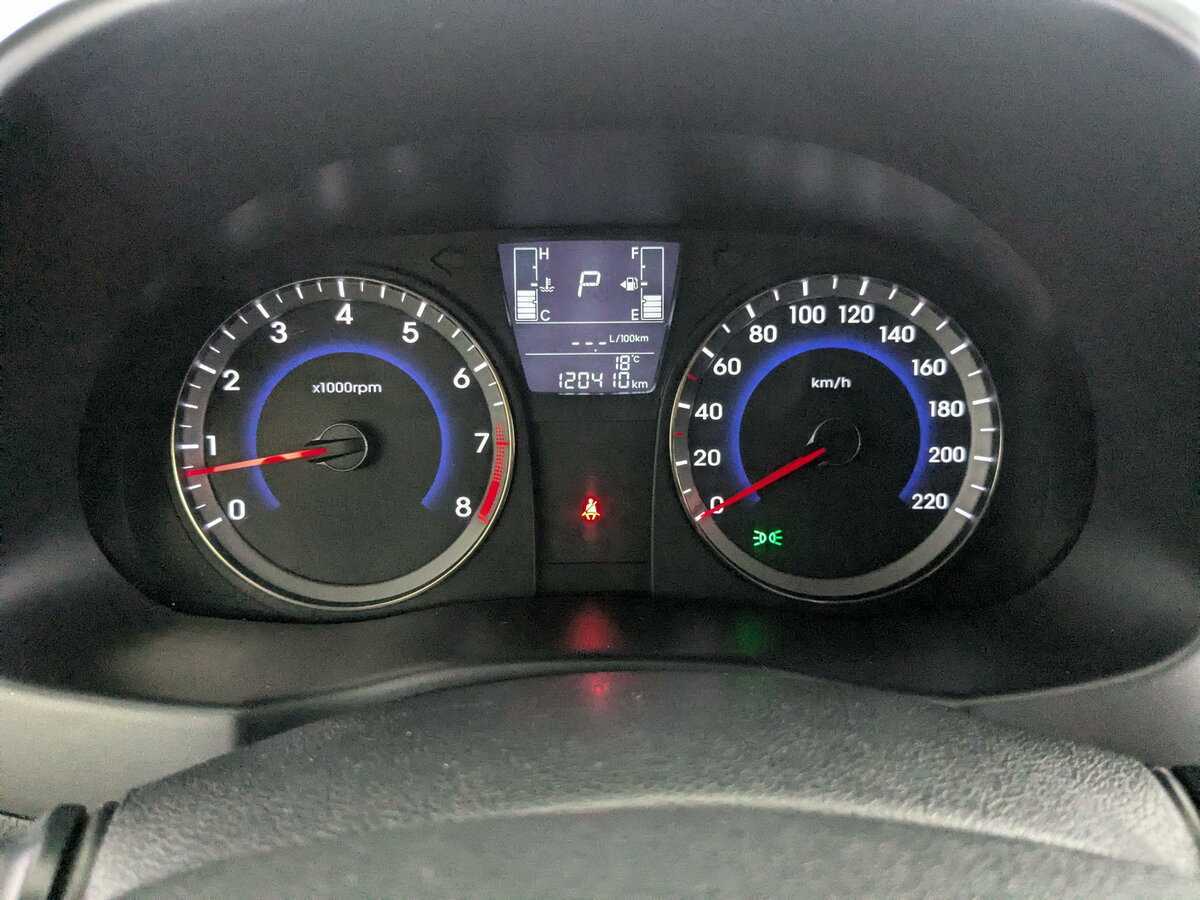 Б/У Хендай Солярис 2015 года. Фото: #10