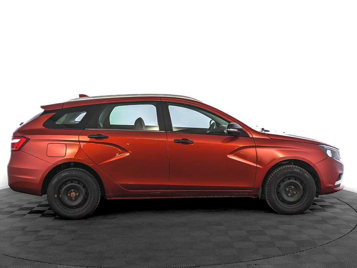 Б/У Лада (ВАЗ) Веста 2021 года. Фото: #3