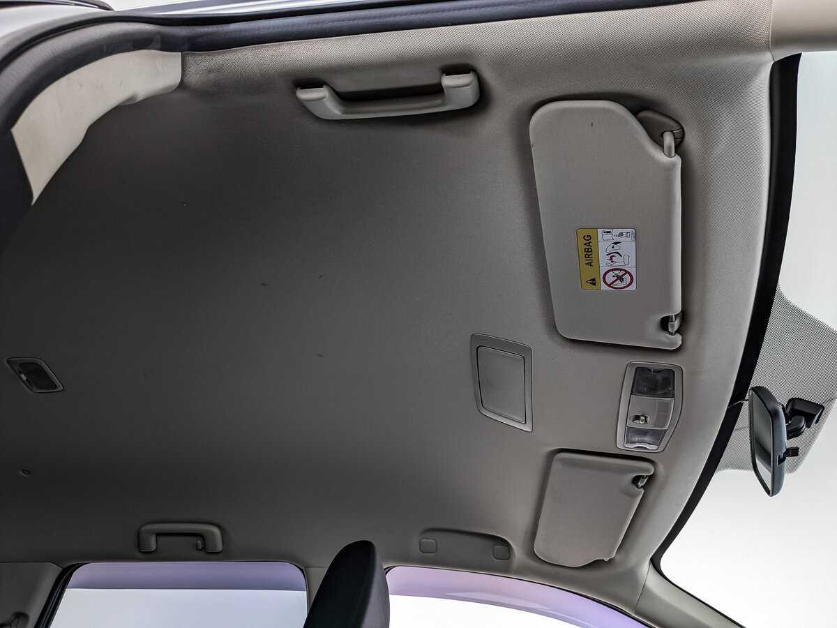 Б/У Митсубиши Оутлэндер 2015 года. Фото: #18