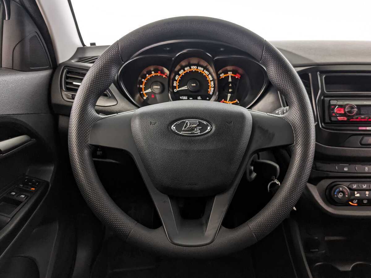 Б/У Лада (ВАЗ) Веста 2021 года. Фото: #17